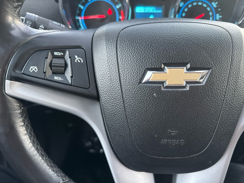 2015 Chevrolet Cruze Image 27