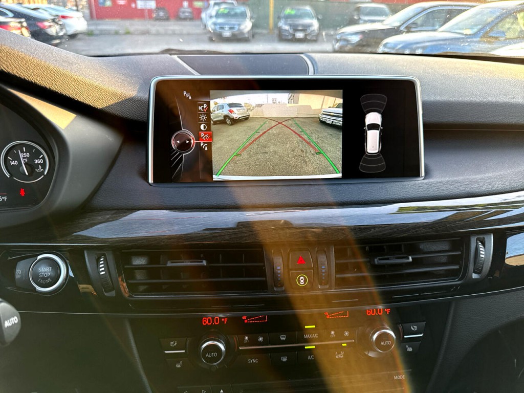 2016 BMW X5 Image 27