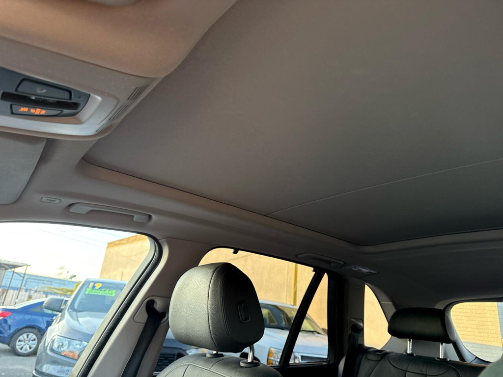 2016 BMW X5 Image 32