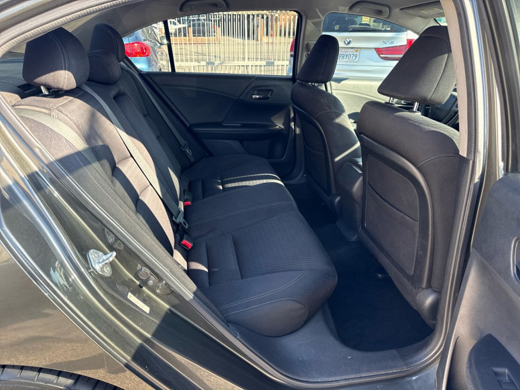 2013 Honda Accord Image 15