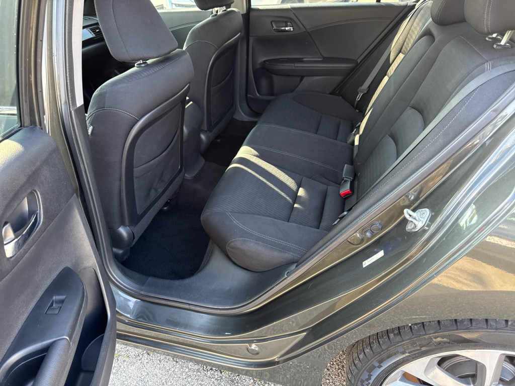 2013 Honda Accord Image 19