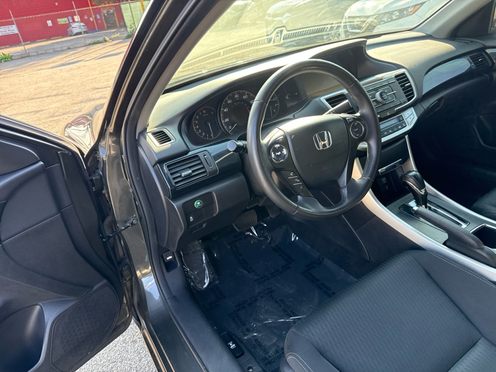 2013 Honda Accord Image 21