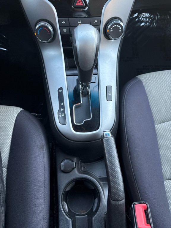 2013 Chevrolet Cruze Image 23