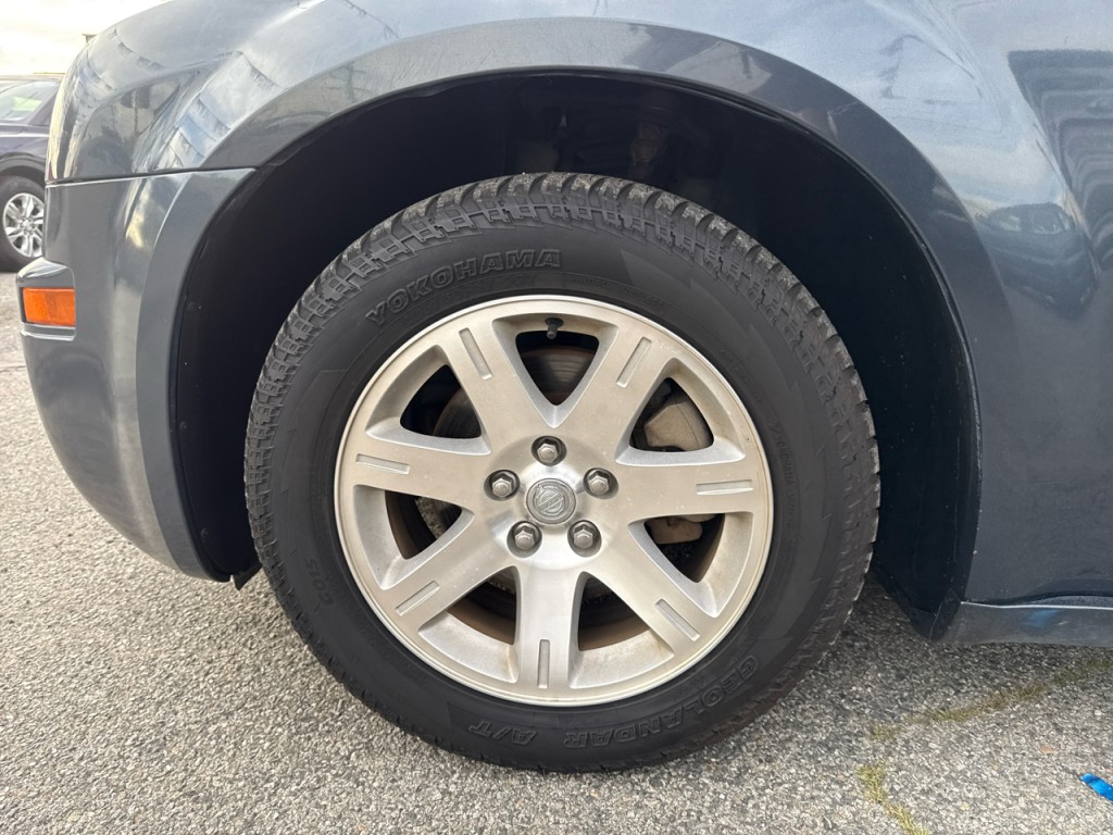 2007 Chrysler 300 Image 11