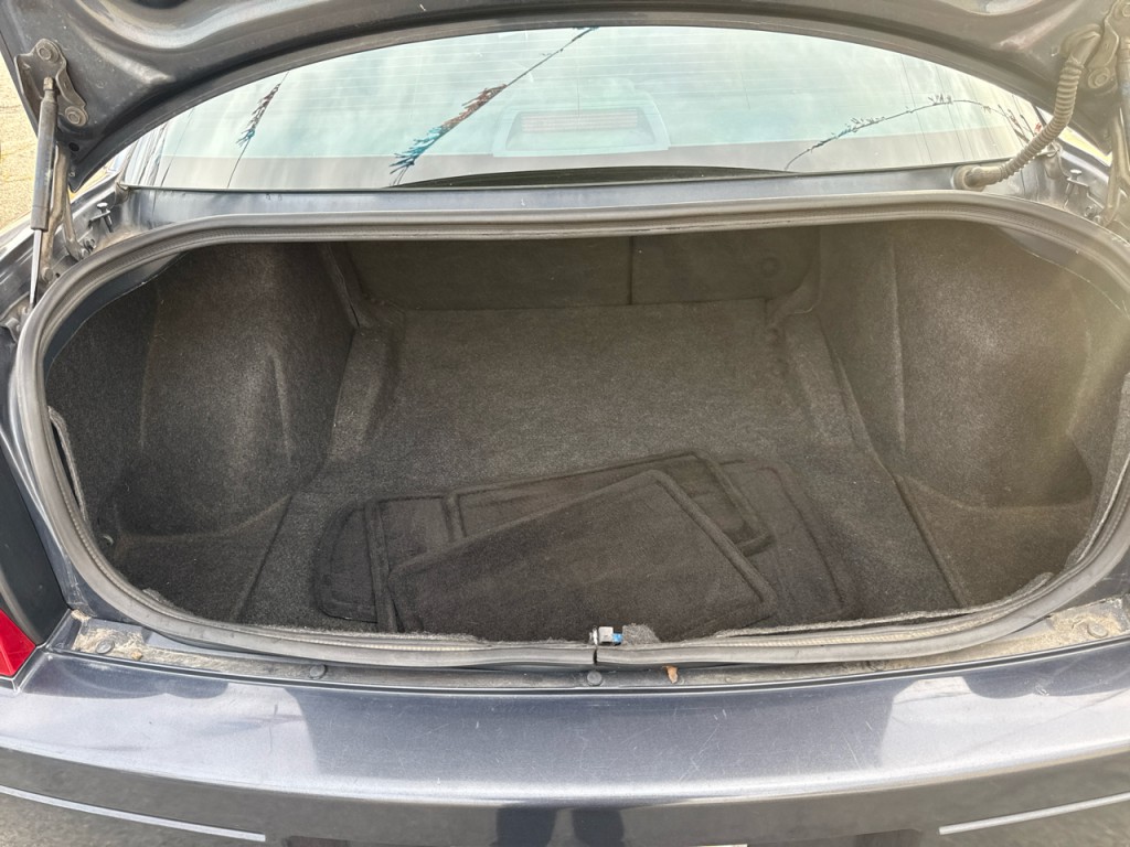 2007 Chrysler 300 Image 17