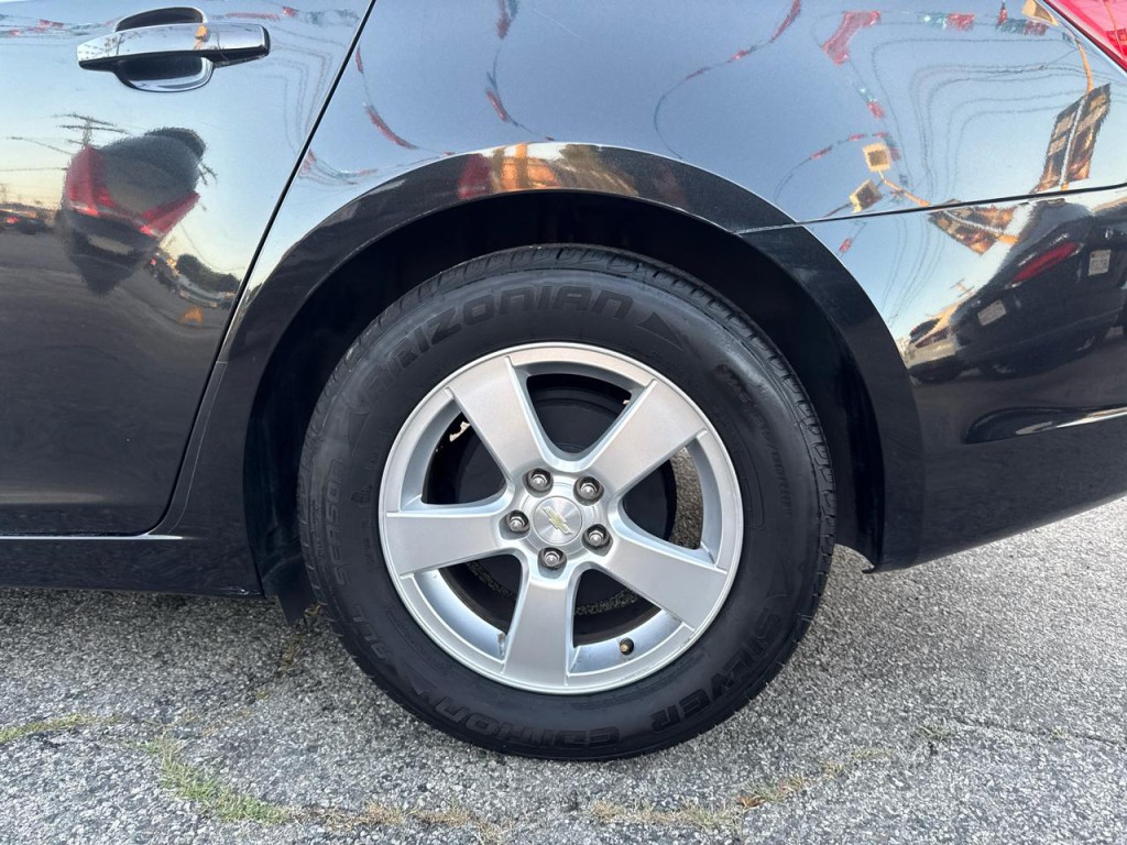 2014 Chevrolet Cruze Image 10