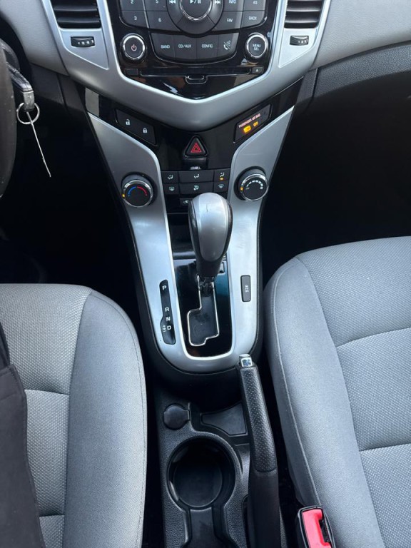 2014 Chevrolet Cruze Image 23