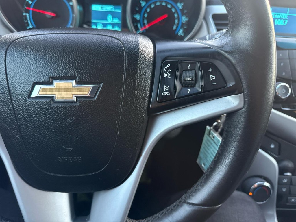 2014 Chevrolet Cruze Image 25