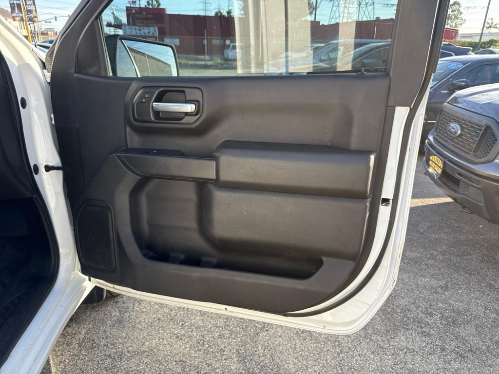 2021 Chevrolet Silverado 1500 Image 12