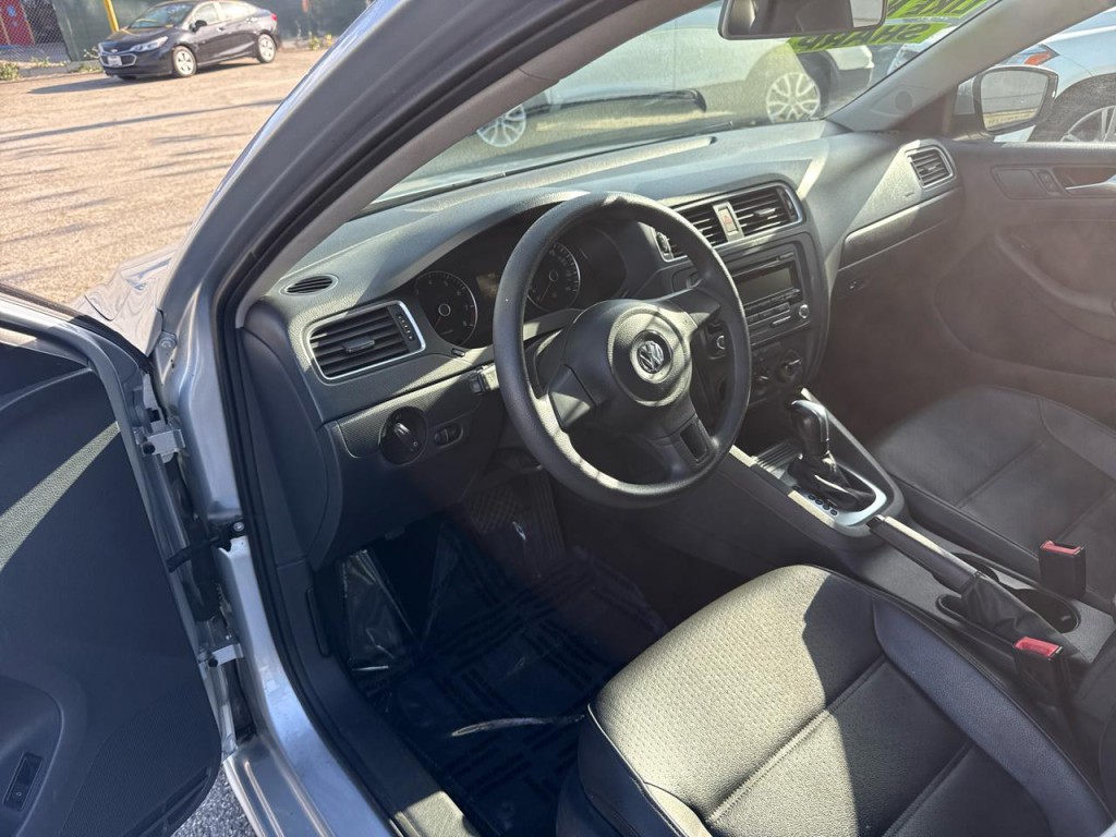 2014 Volkswagen Jetta Image 21