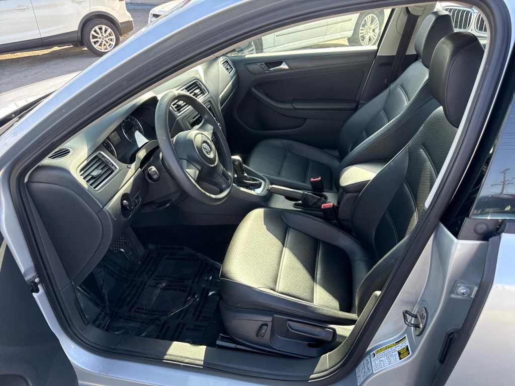 2014 Volkswagen Jetta Image 22
