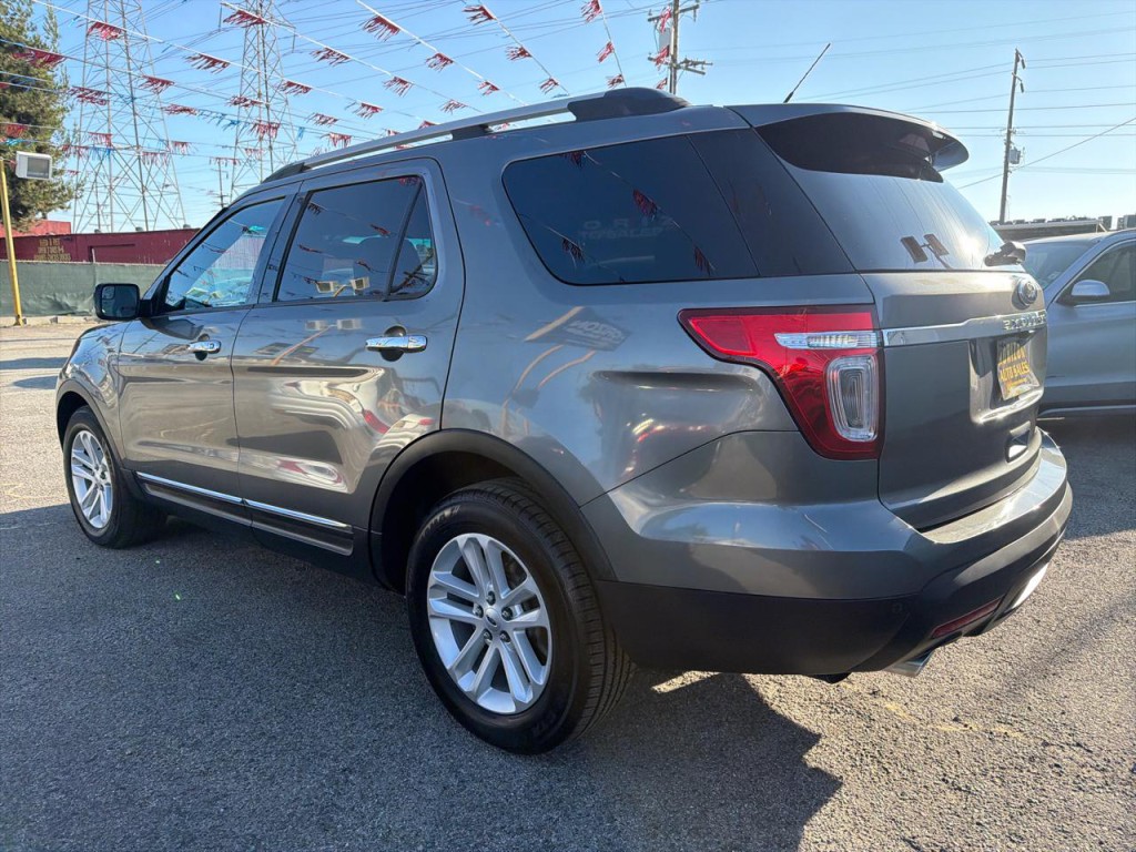 2014 Ford Explorer Image 4