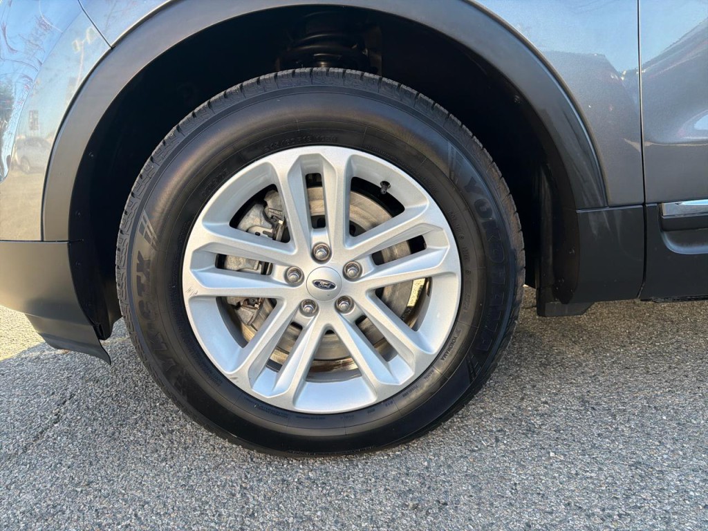 2014 Ford Explorer Image 11