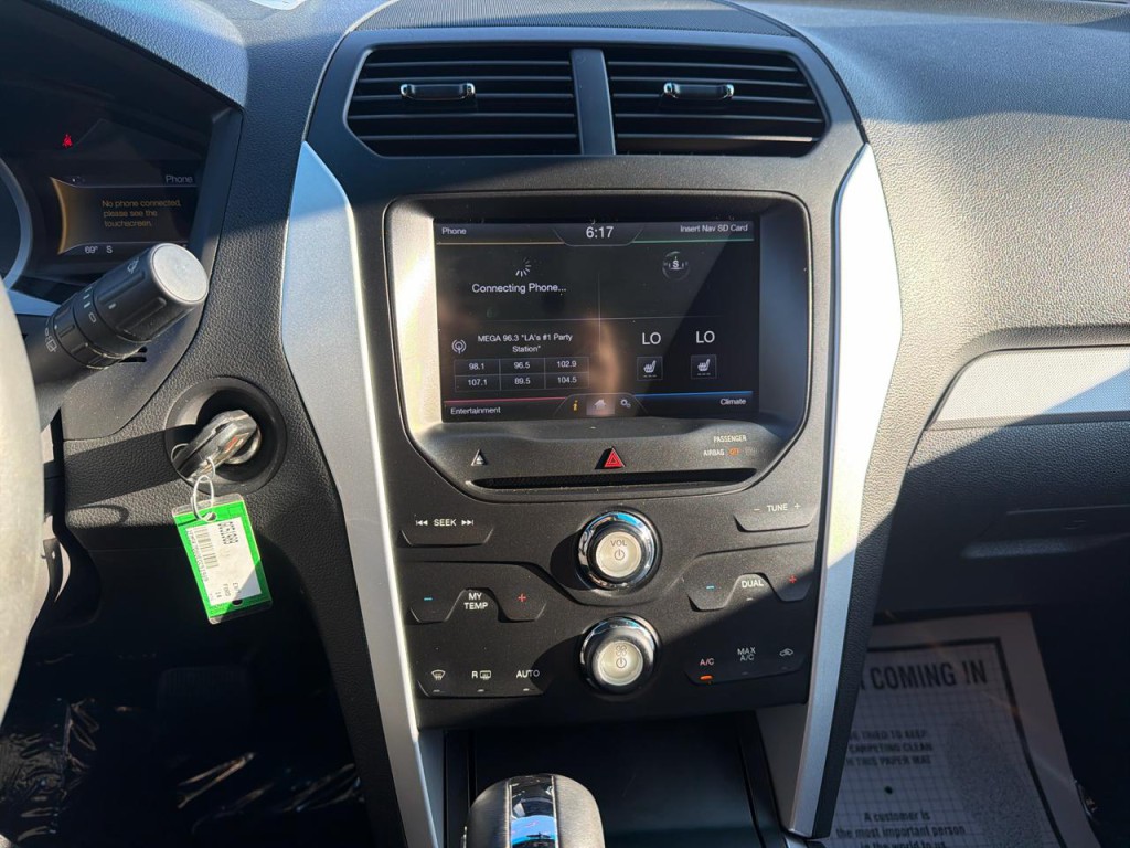 2014 Ford Explorer Image 25