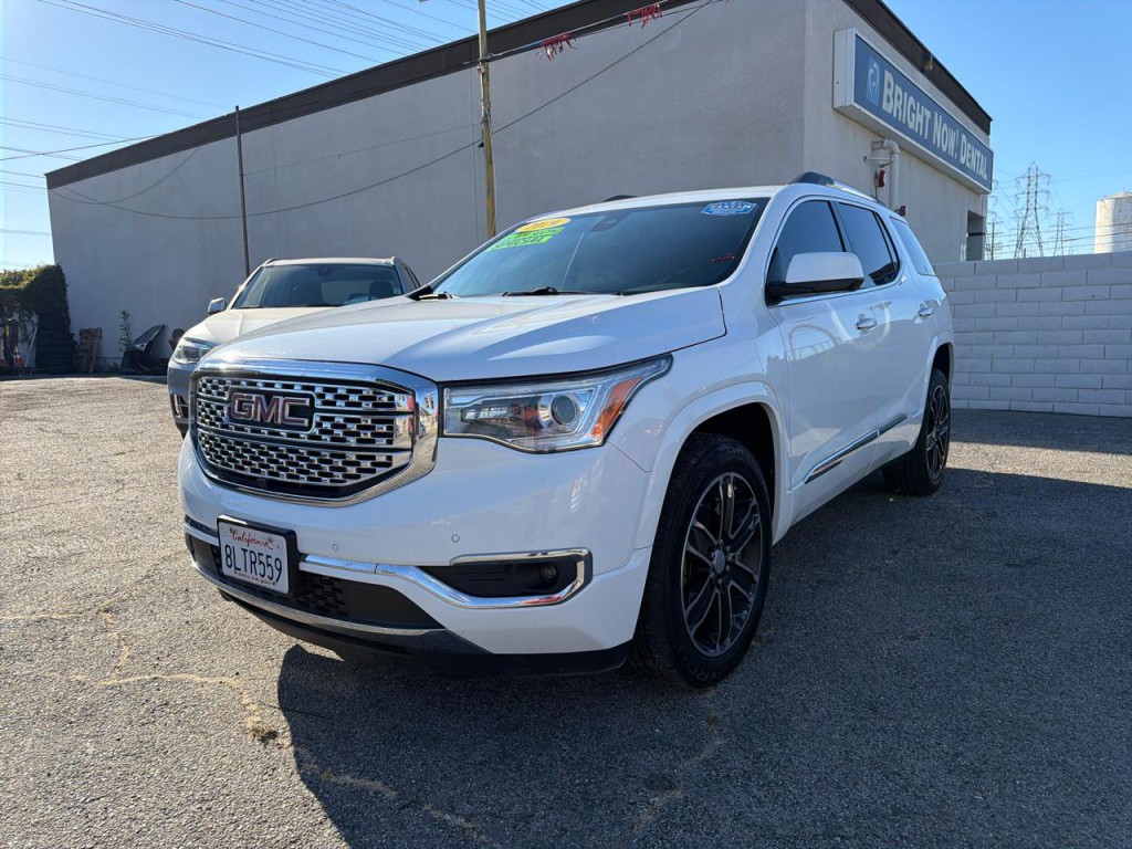 2019 GMC Acadia Image 3