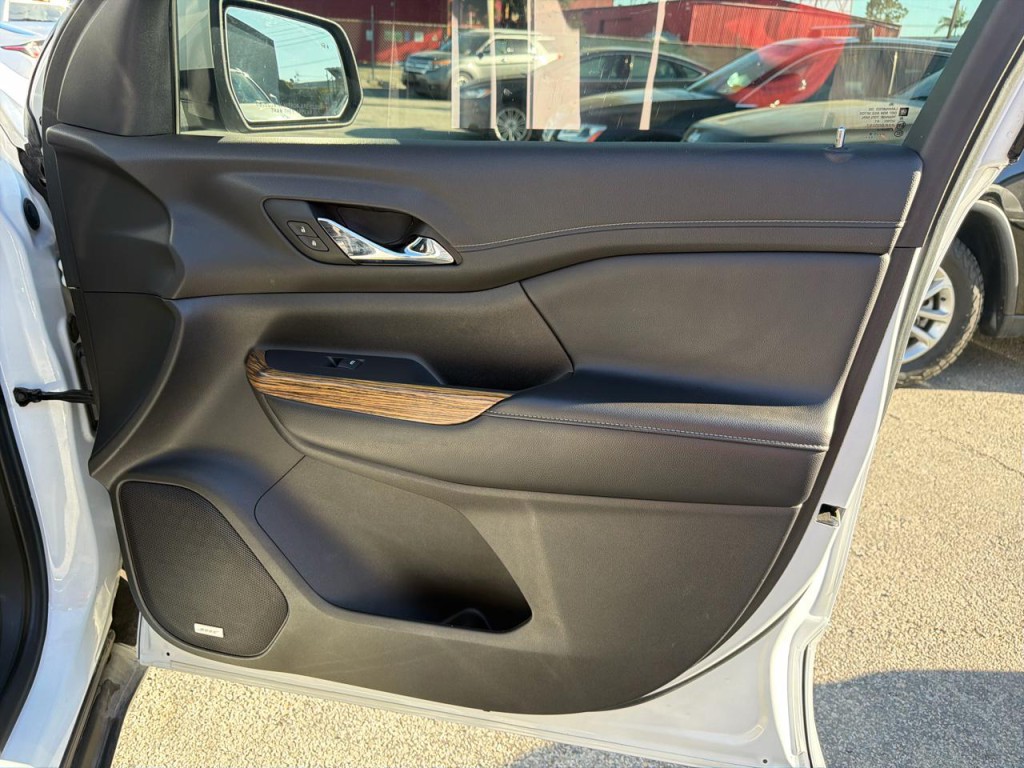 2019 GMC Acadia Image 12