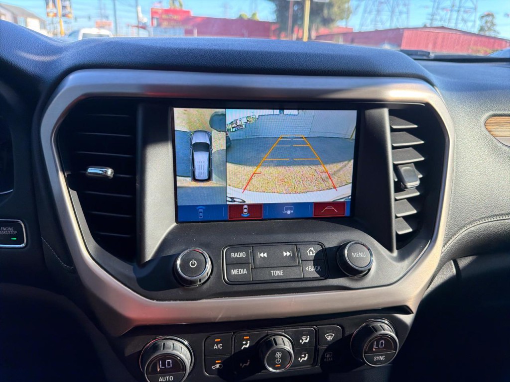 2019 GMC Acadia Image 26
