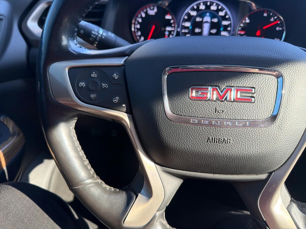 2019 GMC Acadia Image 28