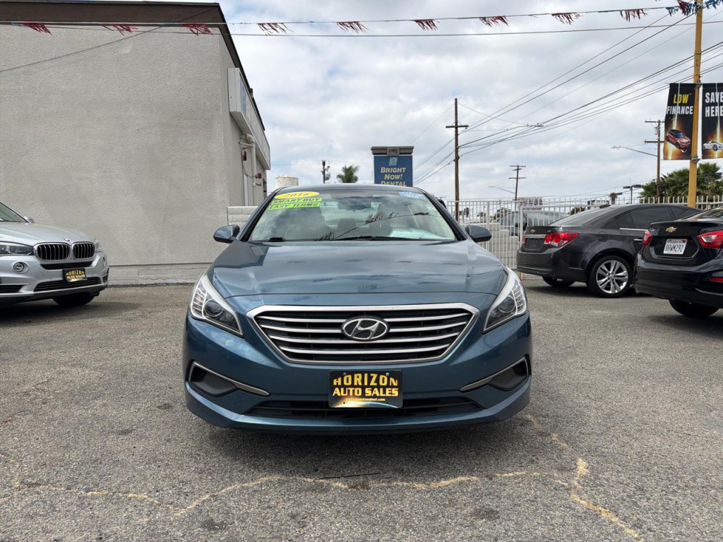 2016 Hyundai Sonata Image 2