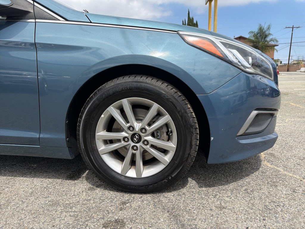 2016 Hyundai Sonata Image 8