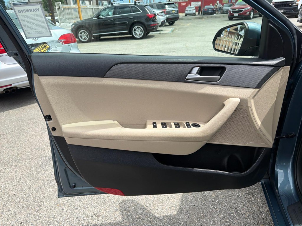 2016 Hyundai Sonata Image 20