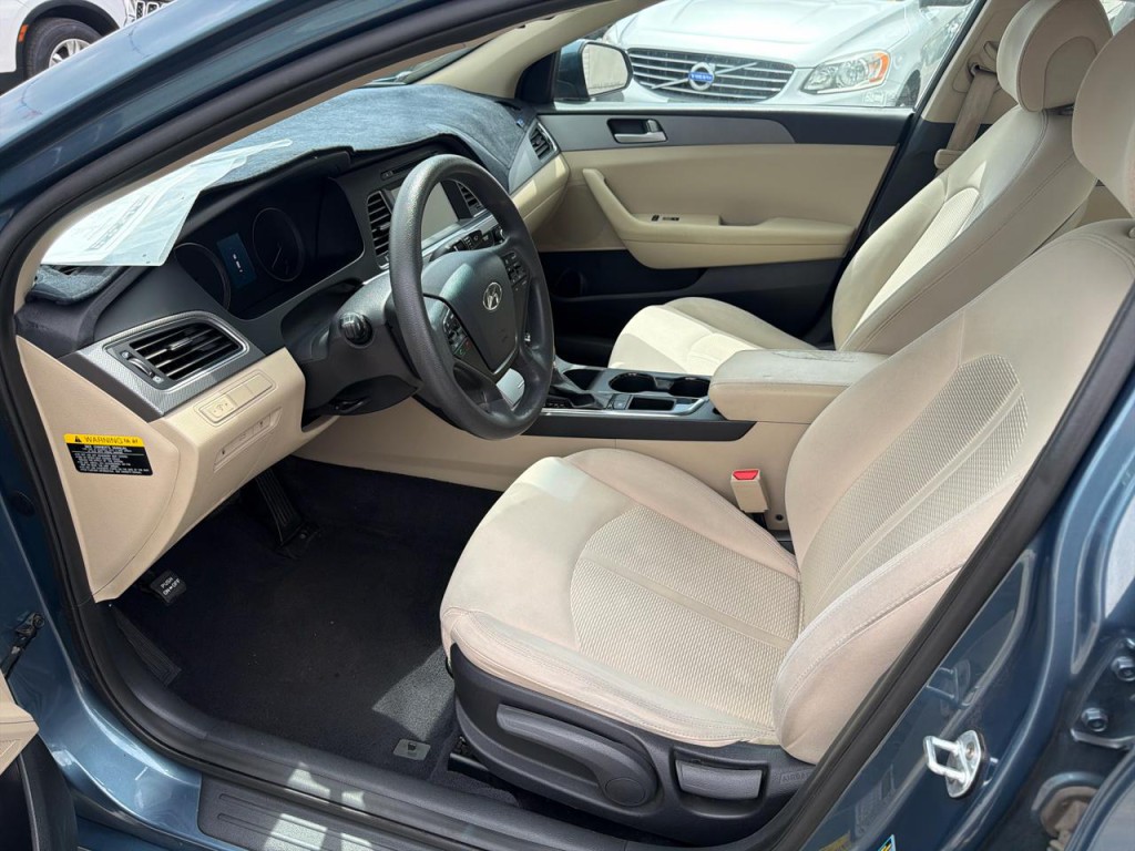 2016 Hyundai Sonata Image 22