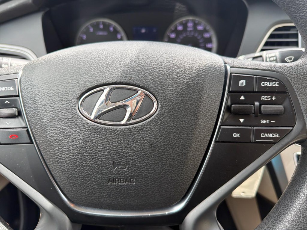 2016 Hyundai Sonata Image 26