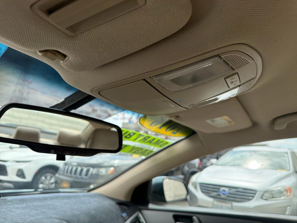 2016 Hyundai Sonata Image 30