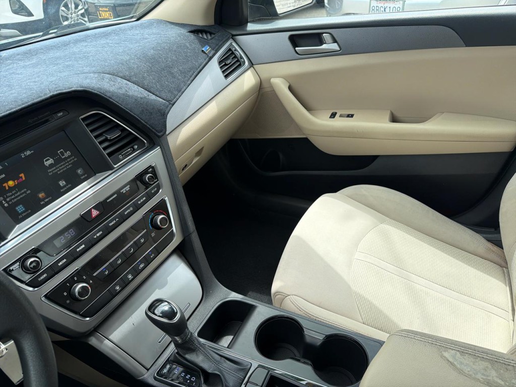 2016 Hyundai Sonata Image 31