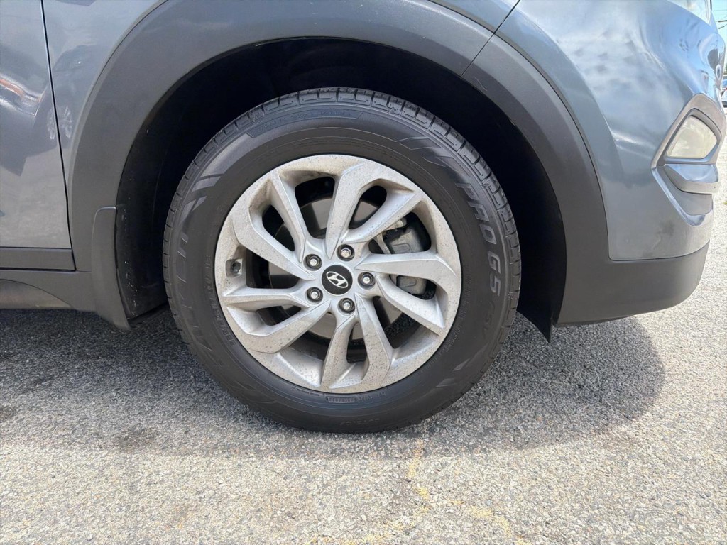 2016 Hyundai Tucson Image 8