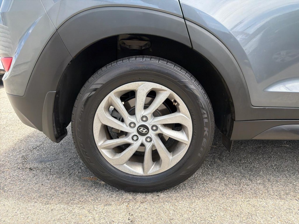 2016 Hyundai Tucson Image 9