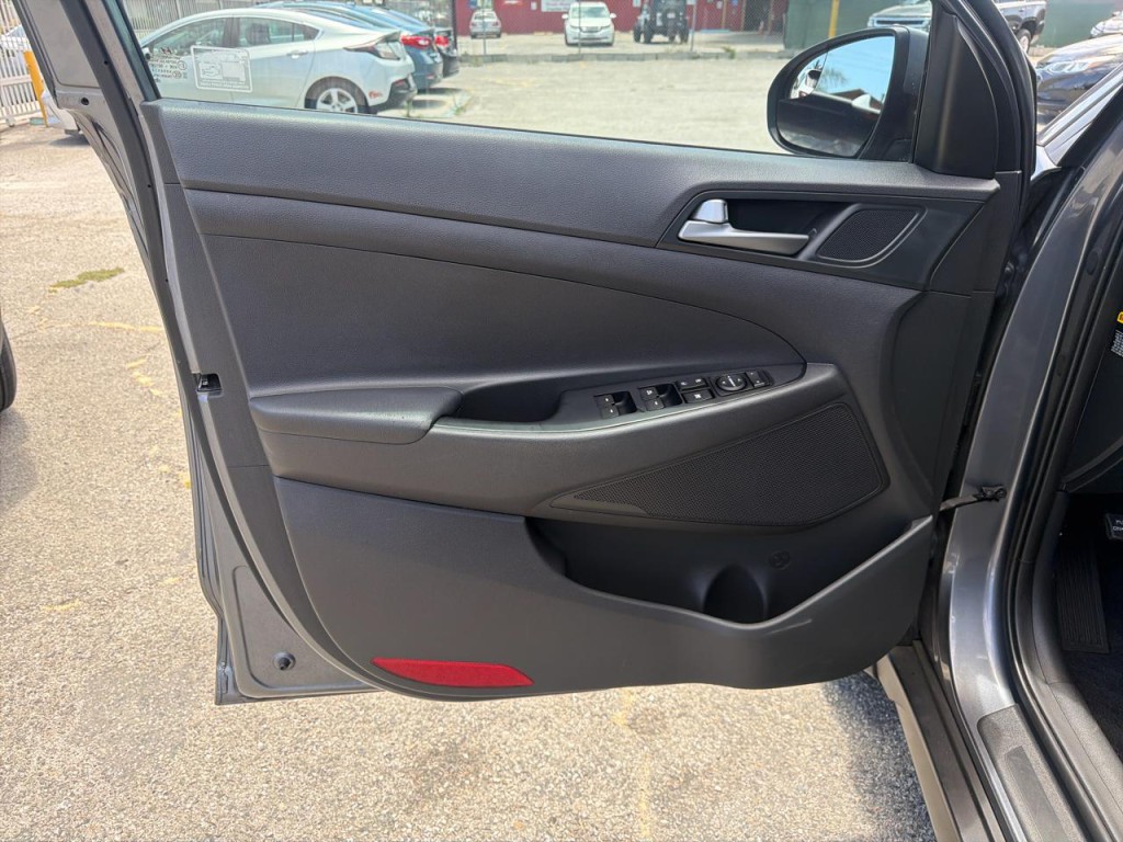 2016 Hyundai Tucson Image 20