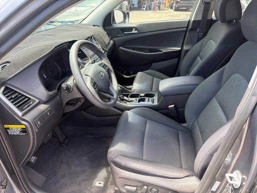 2016 Hyundai Tucson Image 22