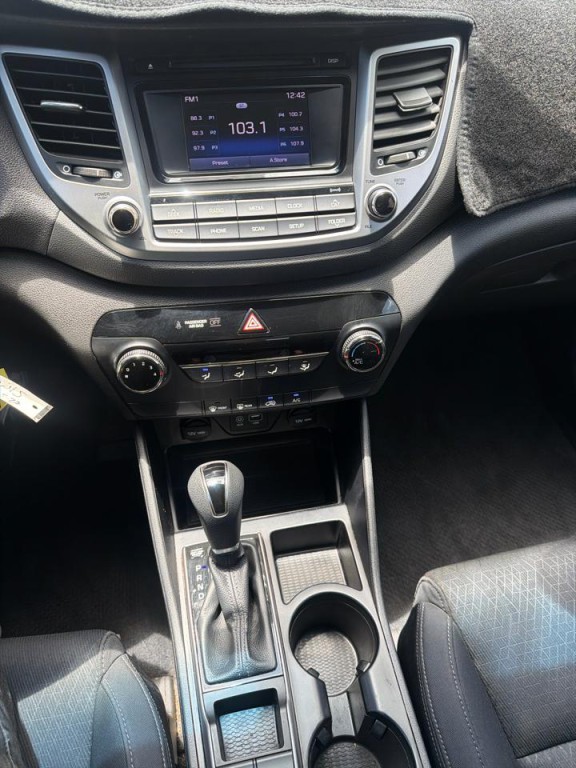 2016 Hyundai Tucson Image 23