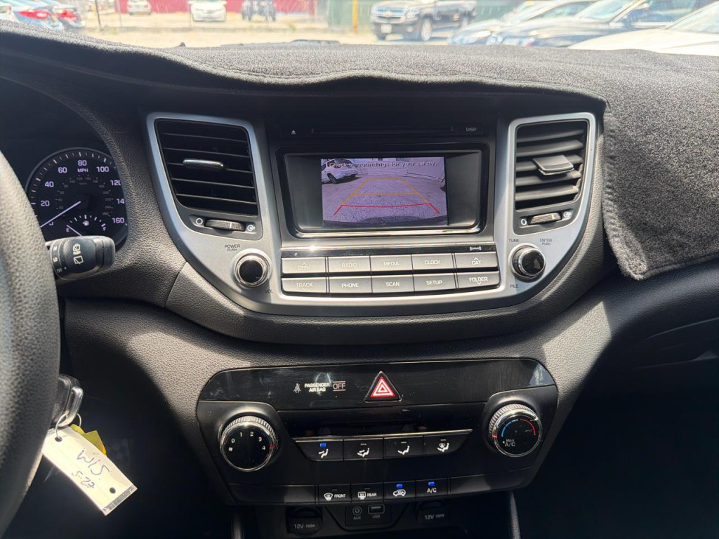 2016 Hyundai Tucson Image 25