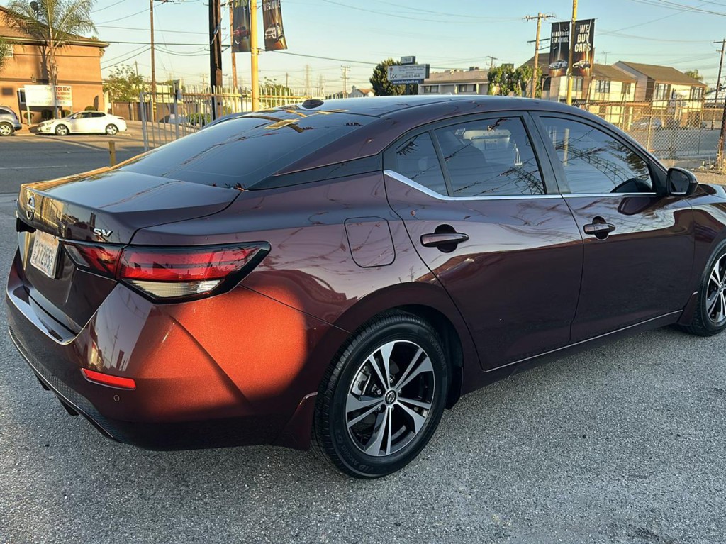 2021 Nissan Sentra Image 2