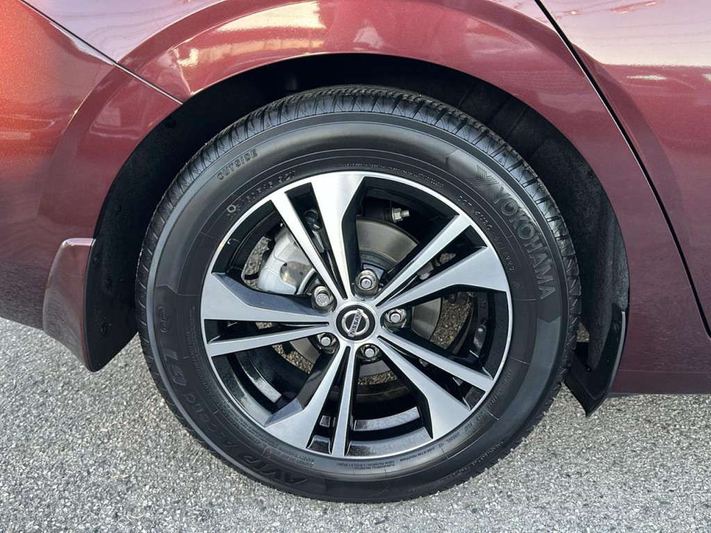 2021 Nissan Sentra Image 8