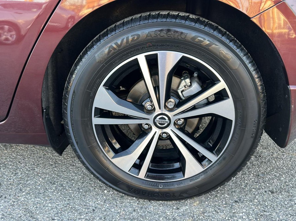 2021 Nissan Sentra Image 9