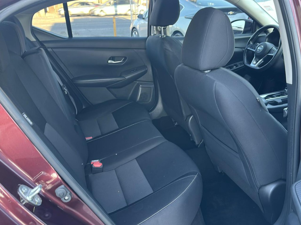 2021 Nissan Sentra Image 14