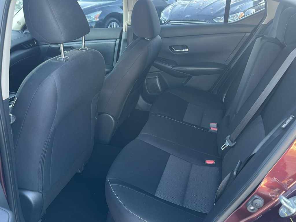 2021 Nissan Sentra Image 17