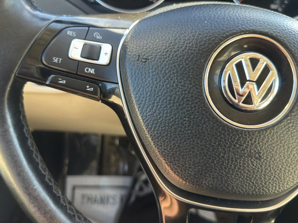 2015 Volkswagen Jetta Image 27