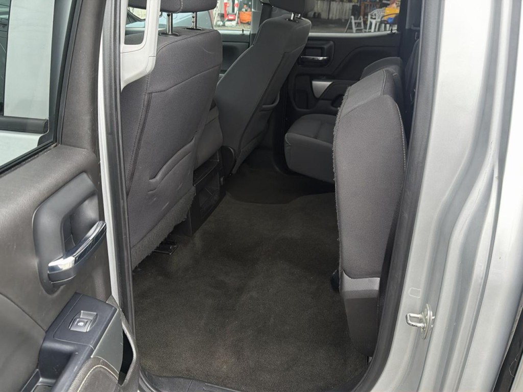2018 Chevrolet Silverado 1500 Image 18