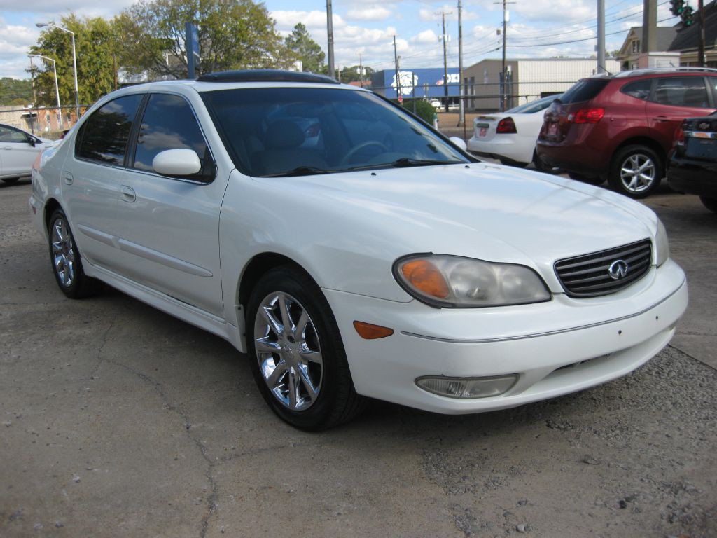 2002 INFINITI I35 Image 1