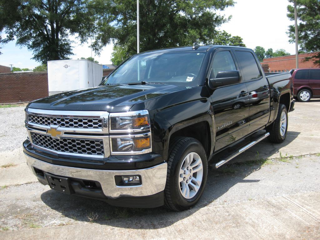2015 Chevrolet Silverado 1500 Image 2