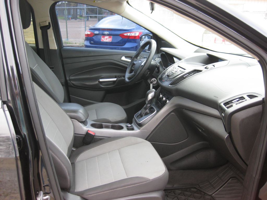 2014 Ford Escape Image 9