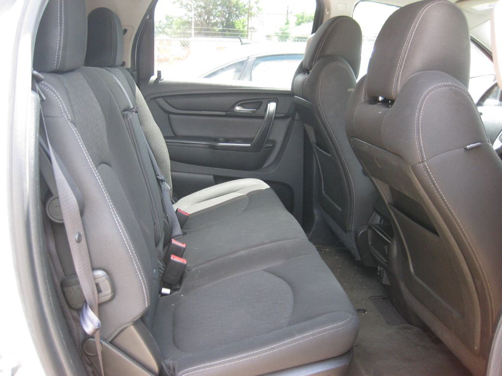 2015 GMC Acadia Image 6