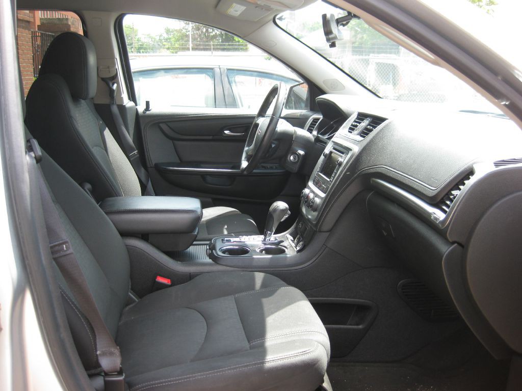 2015 GMC Acadia Image 7