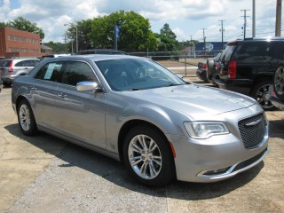 Image for 2017 Chrysler 300  ID: 6771620