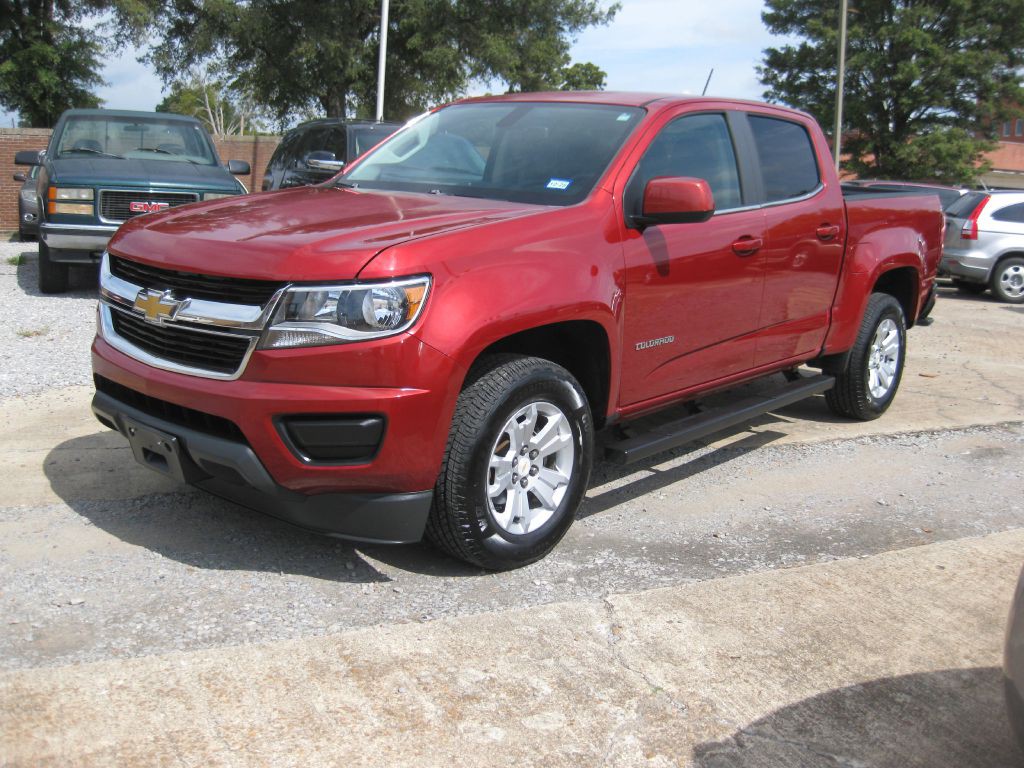 2015 Chevrolet Colorado Image 2