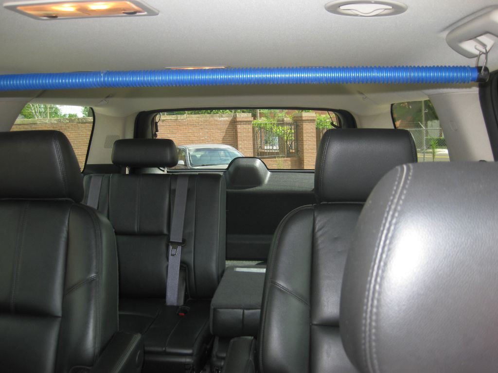 2012 Chevrolet Suburban Image 7